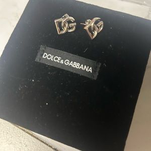 DG LOGO STUD EARRINGS Only wore twice